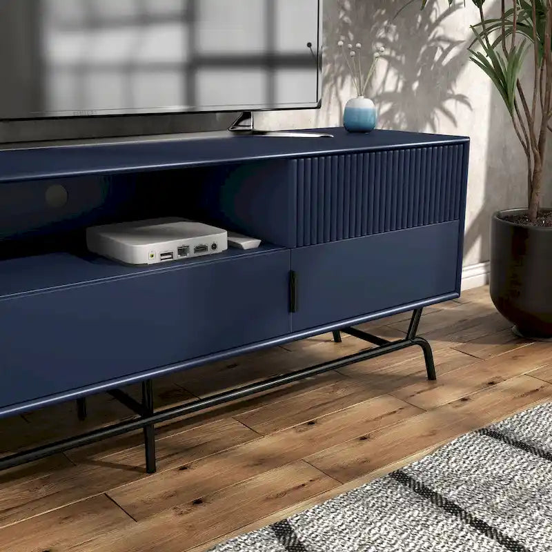 Meuble TV moderne de 60 pouces avec 3 tiroirs et trou pour câbles
